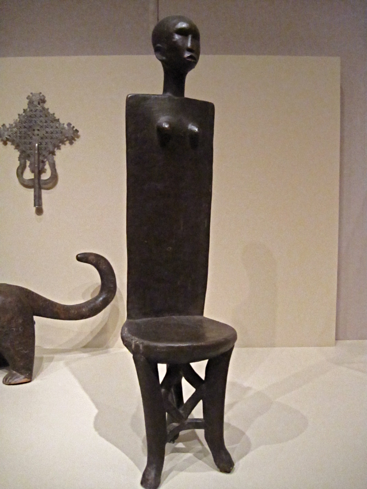 تفسير الكرسي الخشبي في المنام